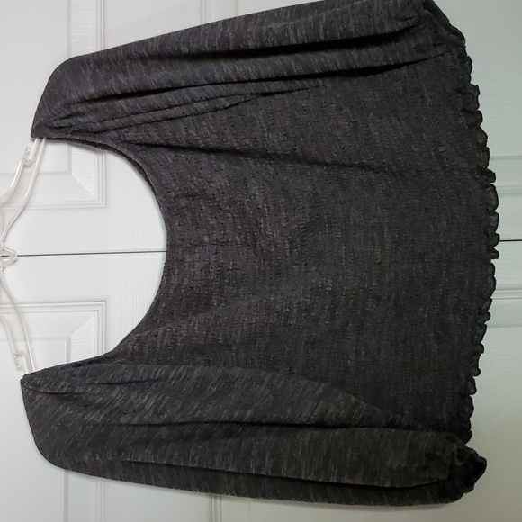 Me & U Black & Grey Elastic Body Crop Top Size 1X - Picture 6 of 8